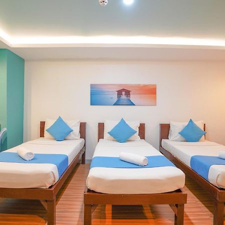 Arzo Hotel Premier Makati City Extérieur photo