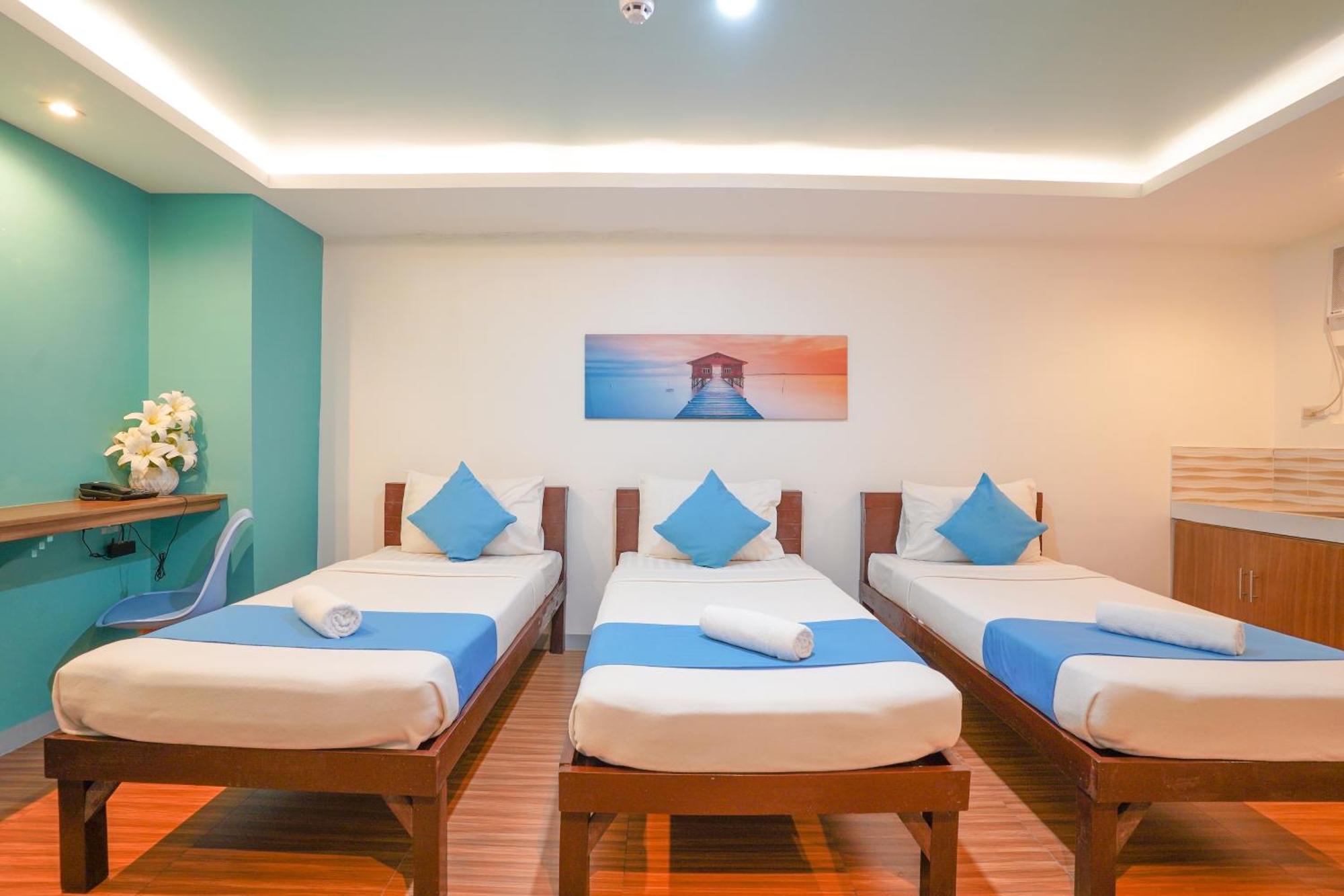 Arzo Hotel Premier Makati City Extérieur photo